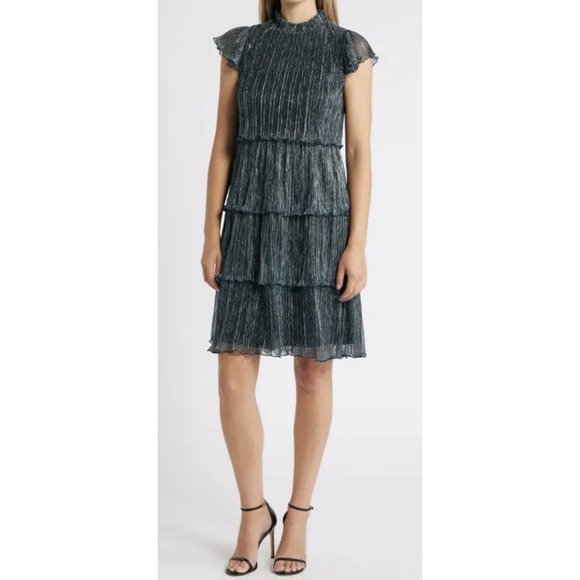 Vince Camuto Dresses & Skirts - NWT Vince Camuto Metallic Tiered Crinkle Dress In Blue Shimmer / Size 4